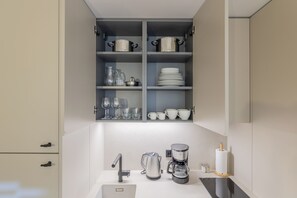 公寓 | 私人廚房 | 電冰箱、微波爐、烤箱、洗碗機