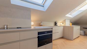 Lejlighed | Privat køkken | Køleskab, mikrobølgeovn, ovn, opvaskemaskine