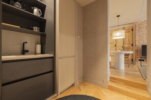 Deluxe-Apartment | Eigene Küche | Kühlschrank, Mikrowelle, Ofen, Geschirrspüler