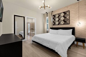 7 bedrooms, travel cot, WiFi, bed sheets
