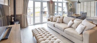 Stunning Coastal Lodge