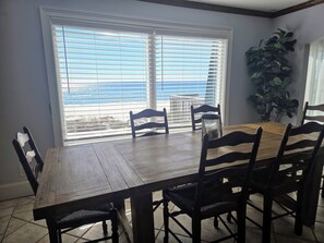 Dining - Pet friendly - 4 Bedrooms Directly on the Gulf!Free Daily Activities Included (Pensacola)