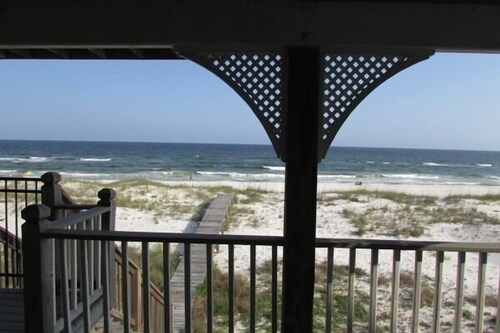 Pet Friendly Boardwalk #3 on the Beach-Free Daily Activities!