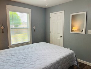 3 habitaciones, tabla de planchar con plancha y wifi gratis 