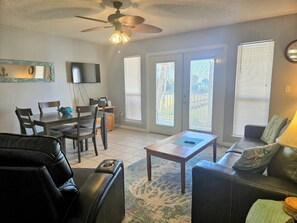 Fernseher, DVD-Player