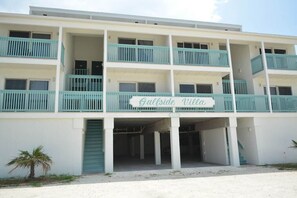 Exterior - Gulf Side Villas 1B Pet Friendly Gulf Front condo-Free Daily Activities (Pensacola)