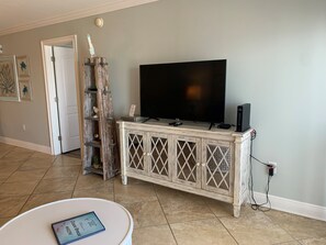 Interior - Ocean Breeze West  602 Gulf Front Condominium-Pool-Free Daily Activities! (Pensacola)