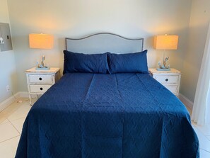 1 chambre, fer et planche à repasser, accès au Wi-Fi (inclus)