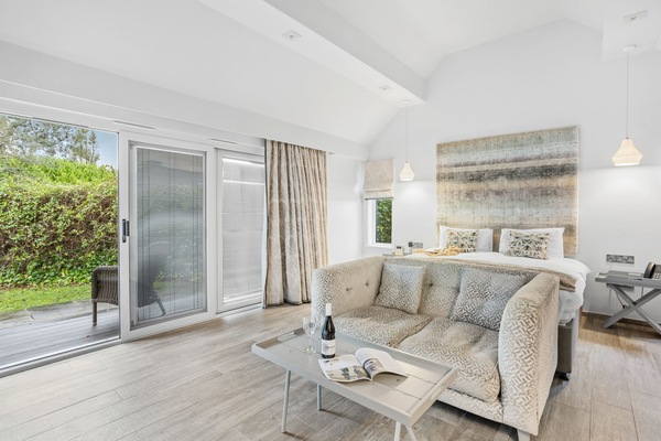 Indoor seating for 2 with access outside - Cottage Suite 5, Kentisbury Grange