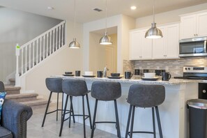 Premium House | Private kitchen - Gorgeous 5Bd W/ Pool At Windsor Island Resort 3882 (Davenport)