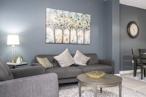 Comfort House | Living area - Marvelous 3Bd Close To Disney @ Terra Verde Resort 4757 (Kissimmee)