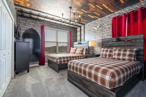 Comfort House | Children’s theme room