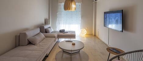 House | 1 bedroom, soundproofing