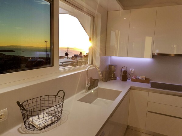 Apartment | 3 bedrooms - Libra - Luxurious Sea View Apartment (Vari-Voula-Vouliagmeni)