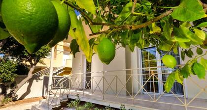 Aquarius - Glyfada Detached House