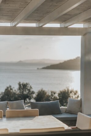 4 bedrooms - Mymykonos II Beachfront Villa (Mykonos)