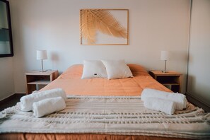 2 bedrooms, iron/ironing board, WiFi, bed sheets - Sumérgete en el Lujo, en una Ubicación Inigualable. ¡Tu Escape Perfecto! (San Rafael)