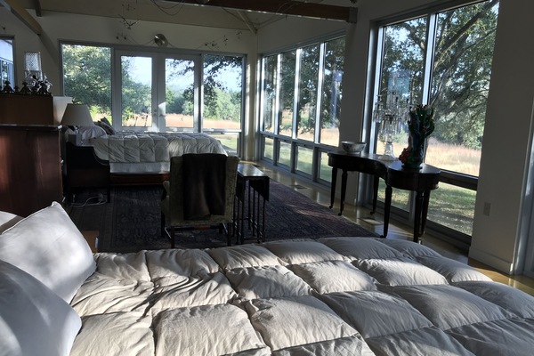 1 bedroom, desk, iron/ironing board, bed sheets