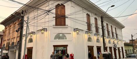 Fachada de la propiedad