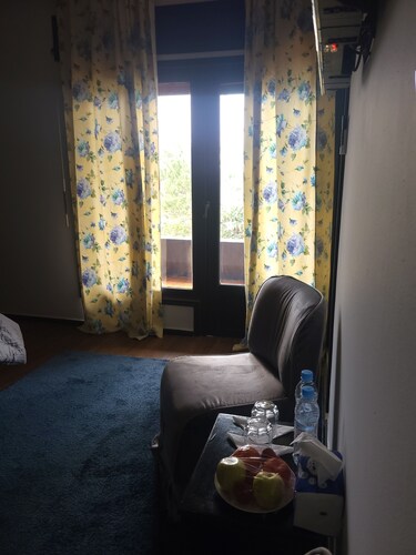 Sweet Home