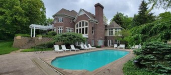 Private 25 acre, 6 bedroom estate. Sleeps up to 24