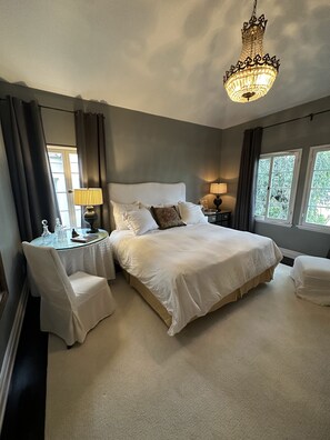 2 chambres, bureau, Wi-Fi, draps fournis