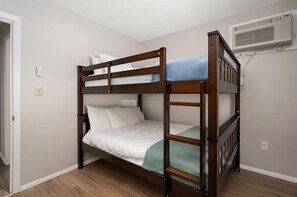 2 bedrooms, WiFi