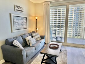 Smart TV - Off The Hook – Beachfront Condo | Lagoon Pool • Hot Tub • Views! (Panama City Beach)