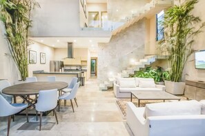 Familienhaus, Gartenblick | Wohnbereich