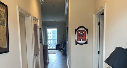 3 beds 3 baths and amazing views of Jordan Hare!!