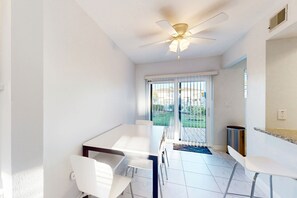 Dining - Snowbird-friendly condo near beach with heated outdoor pool, hot tub, W/D, & AC (Marco Island)