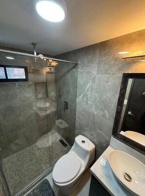 Bathroom - Luxury Apartment 201/ apartamento luxury 201 (Medellin)
