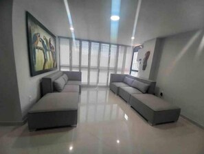 Living area - Luxury Apartment 201/ apartamento luxury 201 (Medellin)