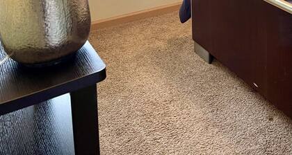 Cozy 2-bedroom apartment in beautiful Mead with WiFi, AC