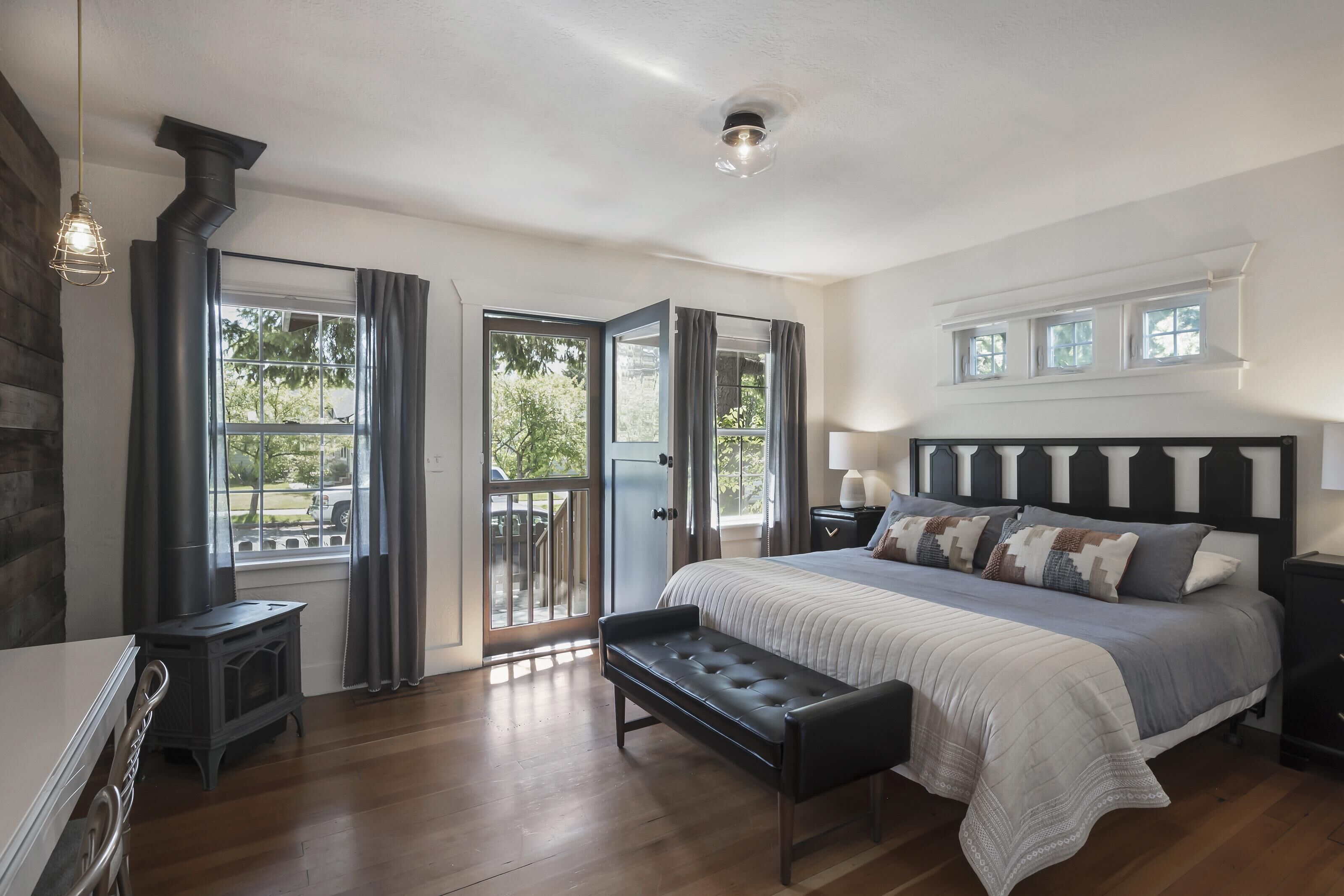 1 chambre, bureau, fer et planche à repasser, Wi-Fi gratuit