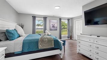 4 bedrooms, free WiFi, bed sheets