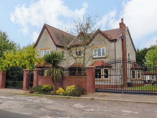 Linwood - Blackpool