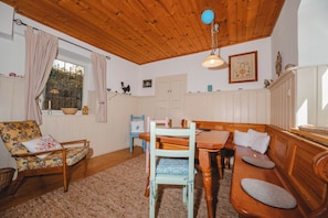 Maison, 3 chambres, non-fumeurs, cuisine | Restauration dans la chambre