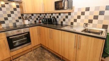 Talheres/pratos/utensílios de cozinha