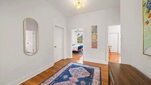 5 bedrooms, desk, iron/ironing board, travel crib