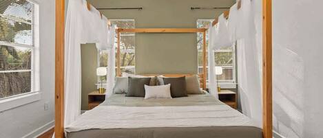 5 habitaciones, tabla de planchar con plancha, cuna de viaje y wifi