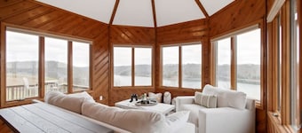 Panoramic Views Dock Kayaks SUPs