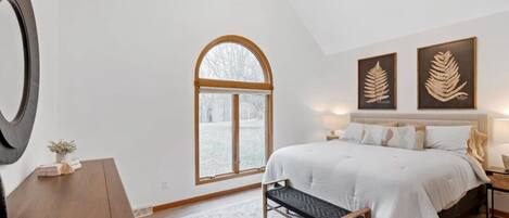 6 soverom, reiseseng for barn, wi-fi og sengetøy