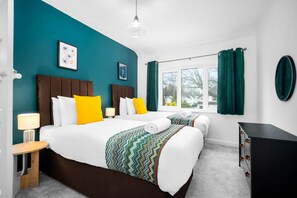 3 bedrooms, iron/ironing board, WiFi