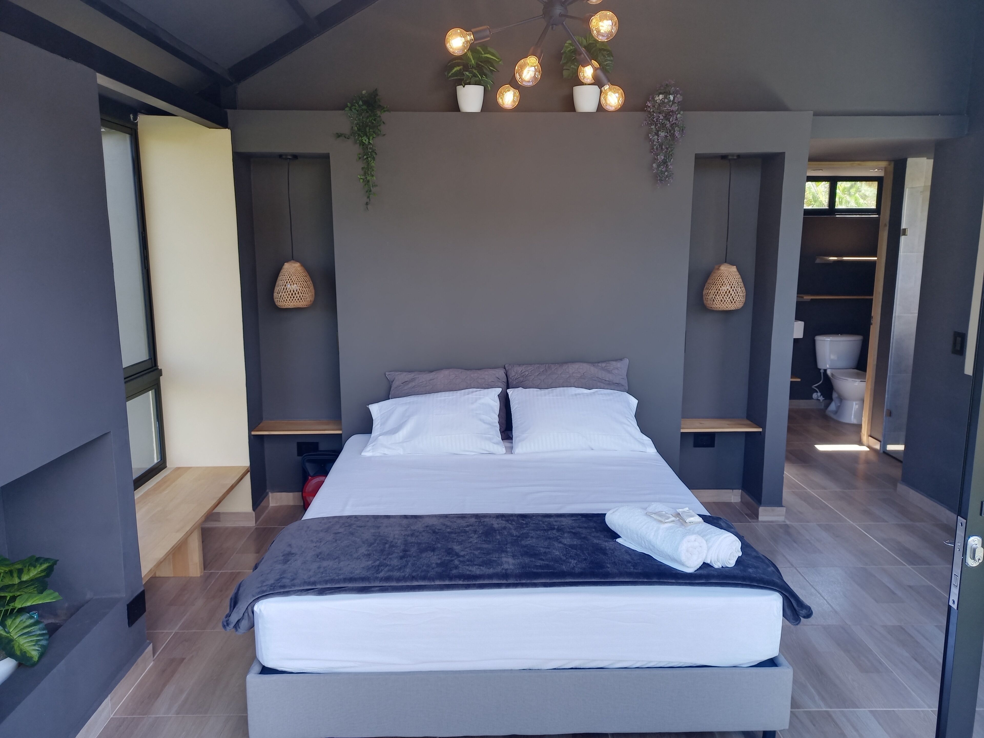 1 camera, Wi-Fi, lenzuola