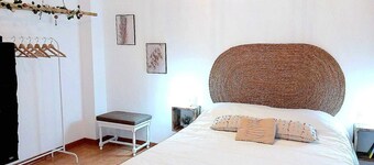 EL Rincón DEL Viajero-parking Gratuito-ubicado EN LA Vega, A 10 Min. DE Granada