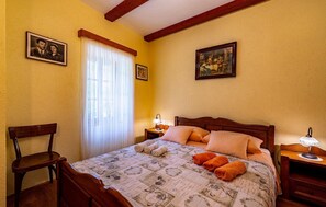 4 quartos, berço de viagem, Wi-Fi de cortesia, roupa de cama