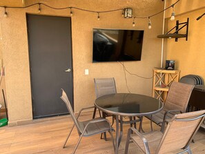 屋外ダイニングエリア