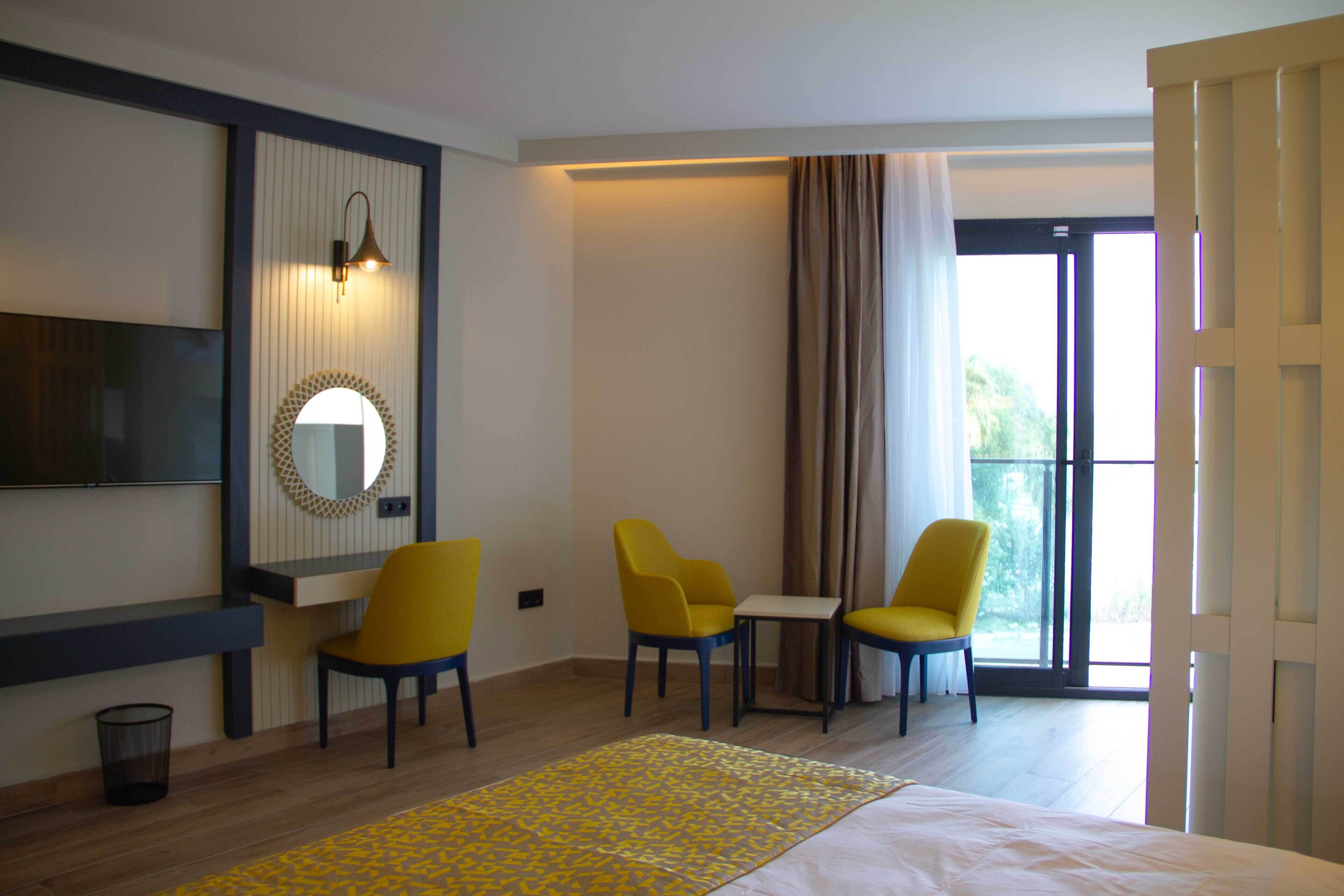 Family Room, Multiple Beds