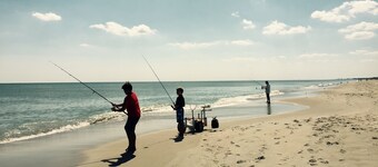Classic Beach House - Ocean access at the Atlantic Beach Circle
